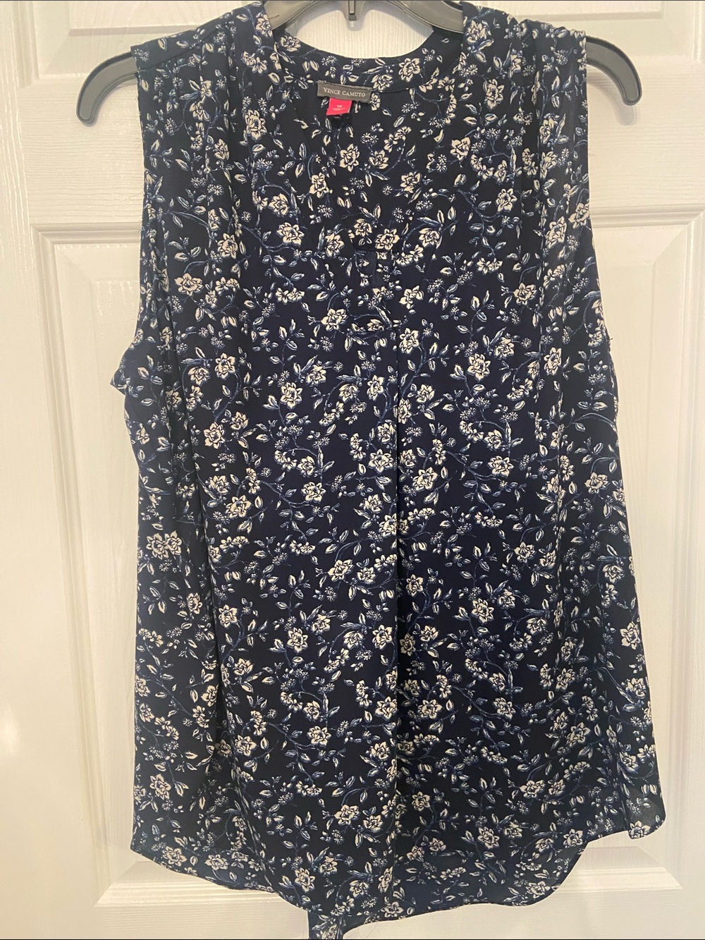 Vince Camuto Navy and White Floral Sleeveless Camisole